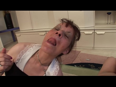 ❤️ Tha triùir aig dà sheanmhair agus aon sheanair ❌  Porno  aig porn gd.com-fullporner.ru ❌️❤